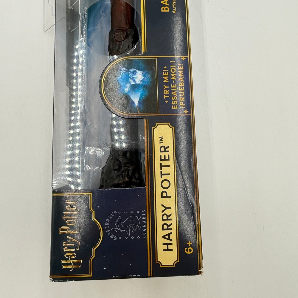 New 2025 Spin Master Harry Potter 13" Patronus Projection Wand Rare - Picture 2 of 6